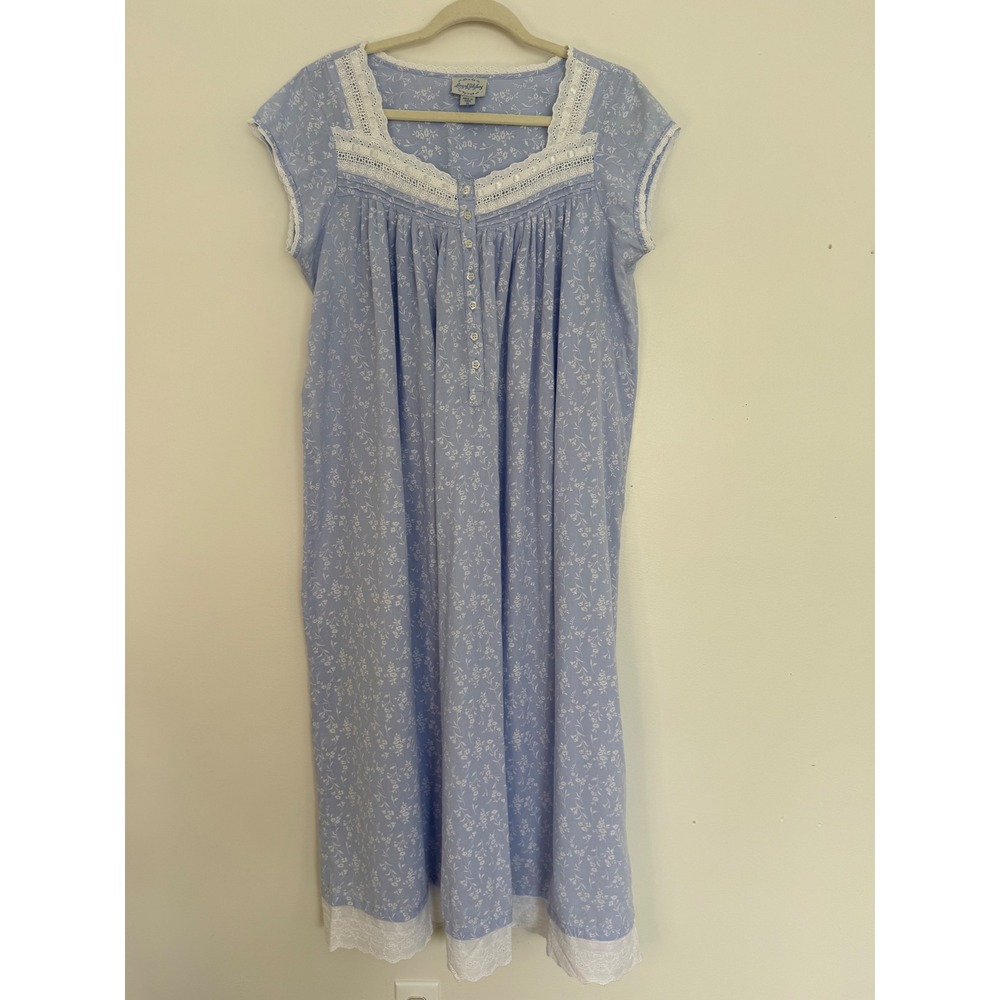 Lanz of Salzburg Long Summer Nightgown Blue Floral Lace Cottagecore Medium